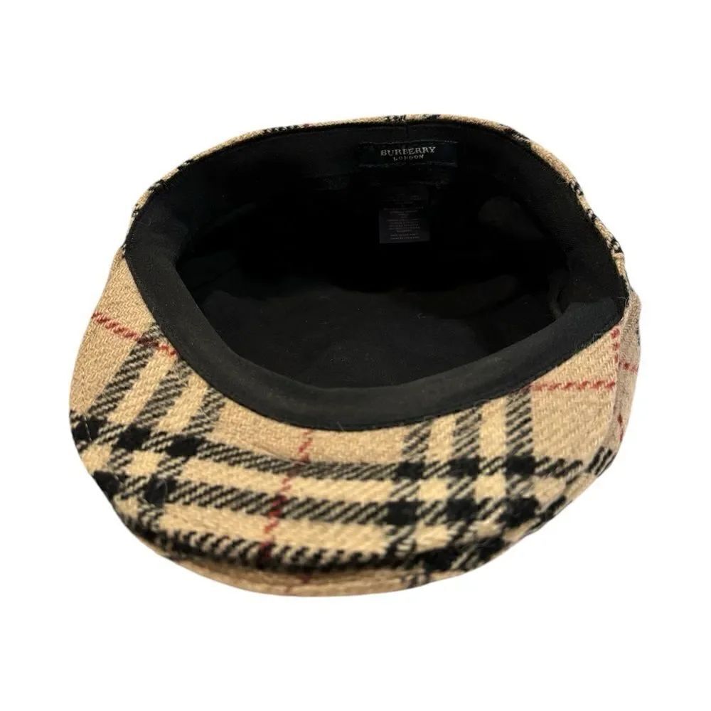 BURBERRY London Wool Cap - Picture 9 of 9